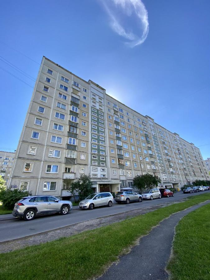 Spacious 3-Room Apartment & Parking Рига Екстериор снимка