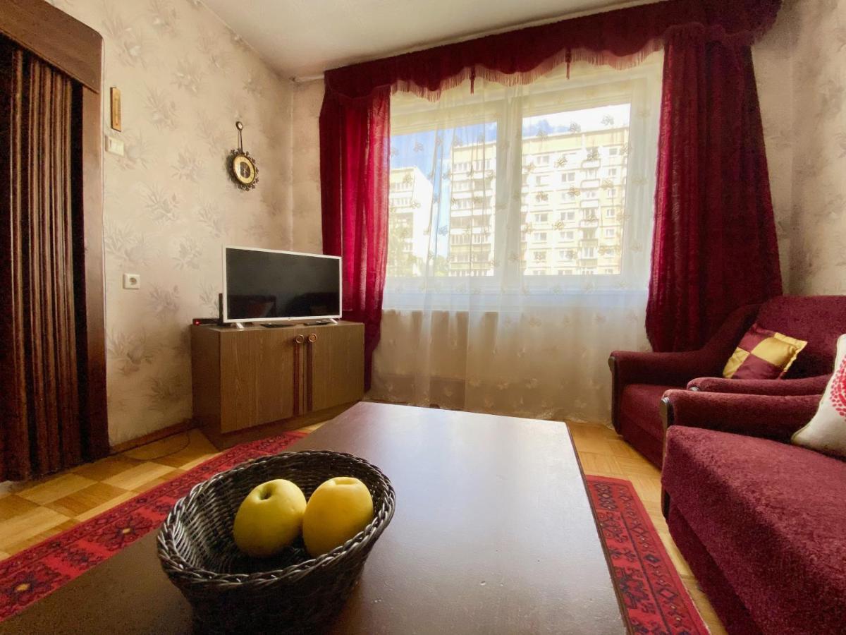 Spacious 3-Room Apartment & Parking Рига Екстериор снимка